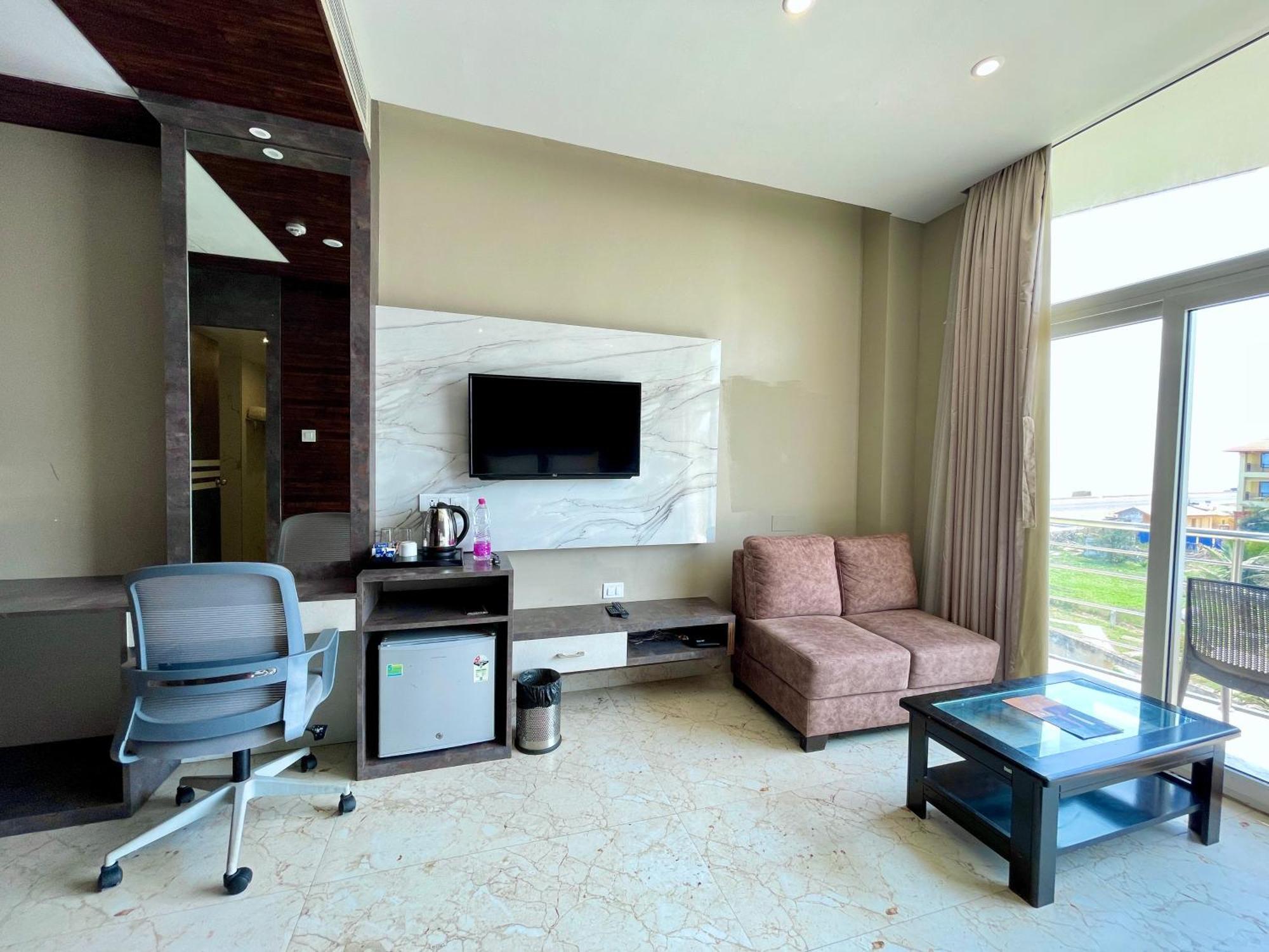 Hotel Tbs In بوري المظهر الخارجي الصورة