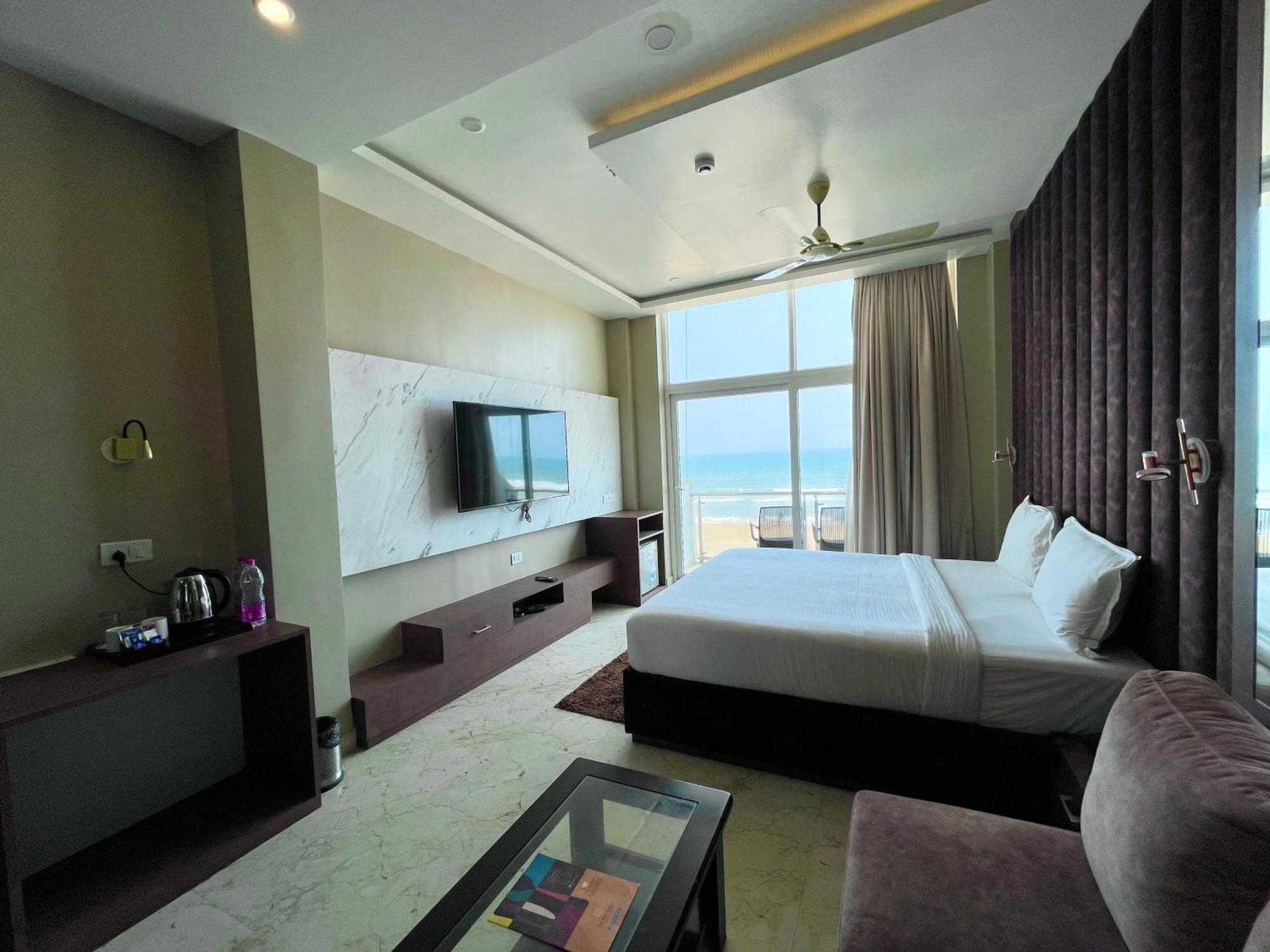 Hotel Tbs In بوري المظهر الخارجي الصورة
