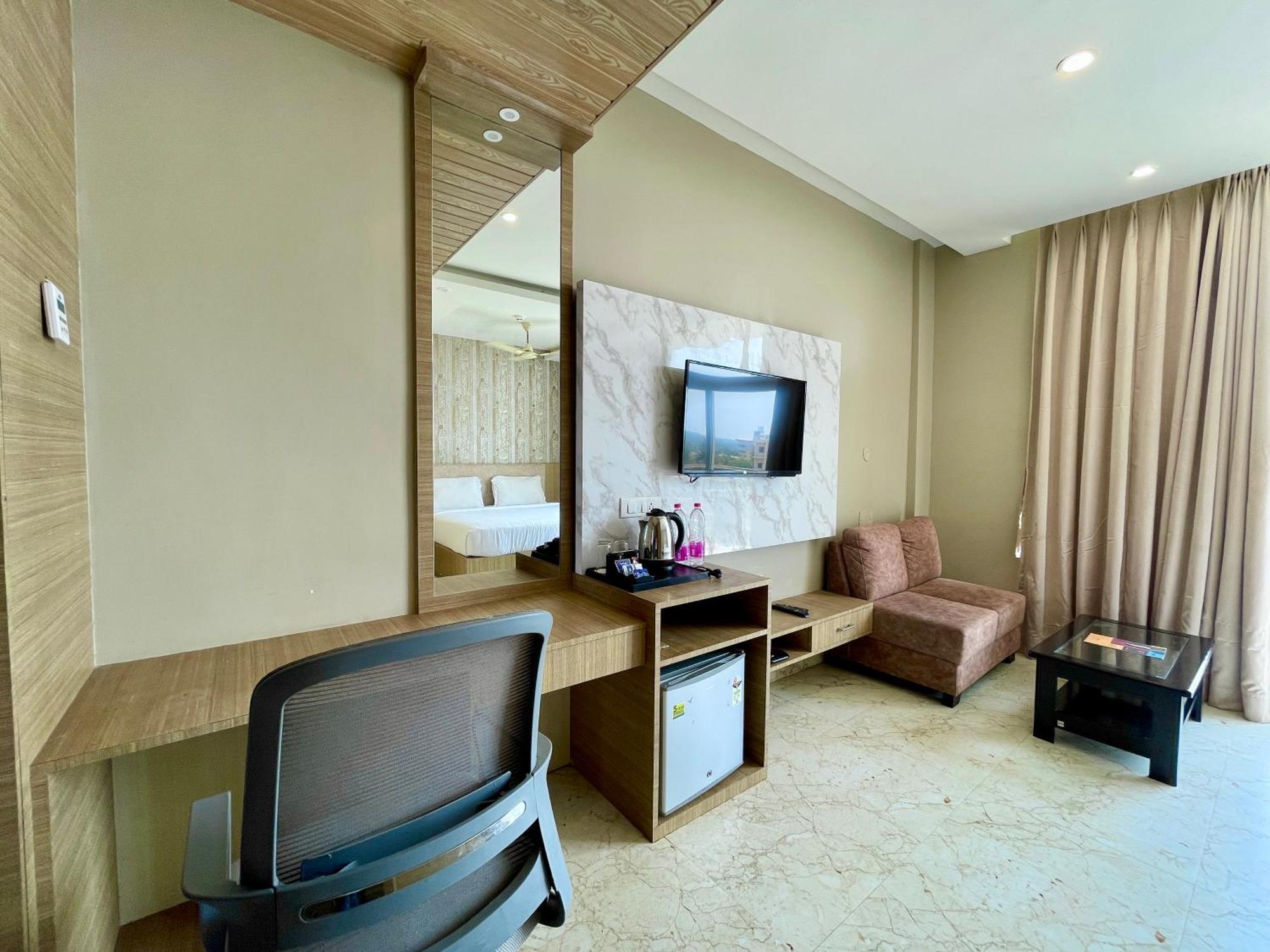 Hotel Tbs In بوري المظهر الخارجي الصورة