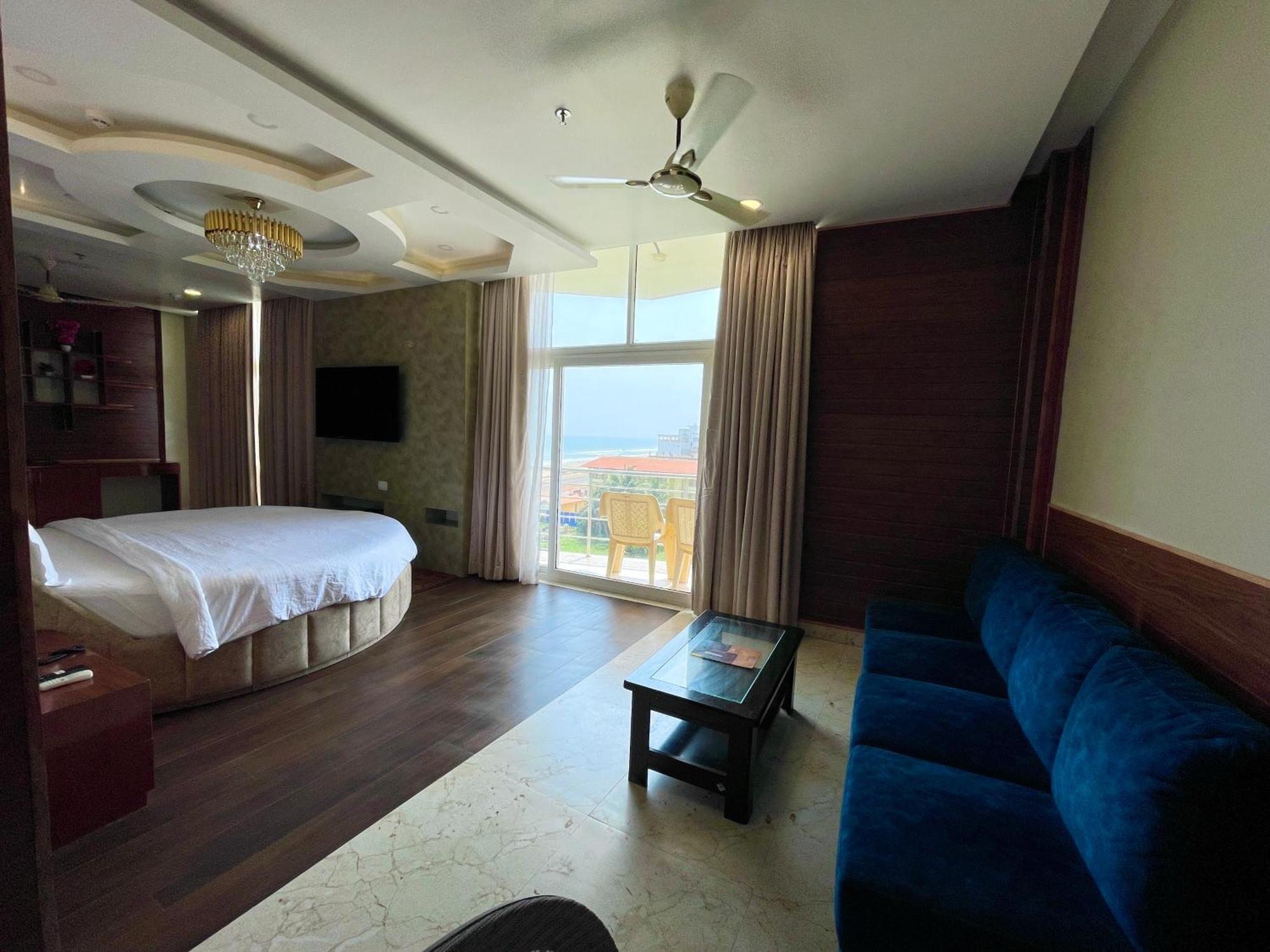 Hotel Tbs In بوري المظهر الخارجي الصورة