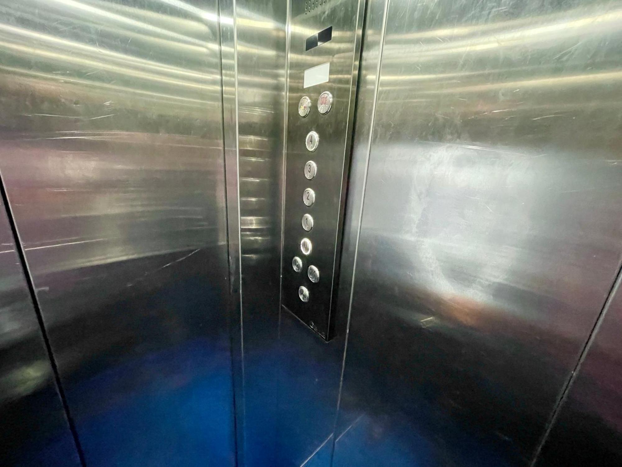 Hotel Tbs In بوري المظهر الخارجي الصورة