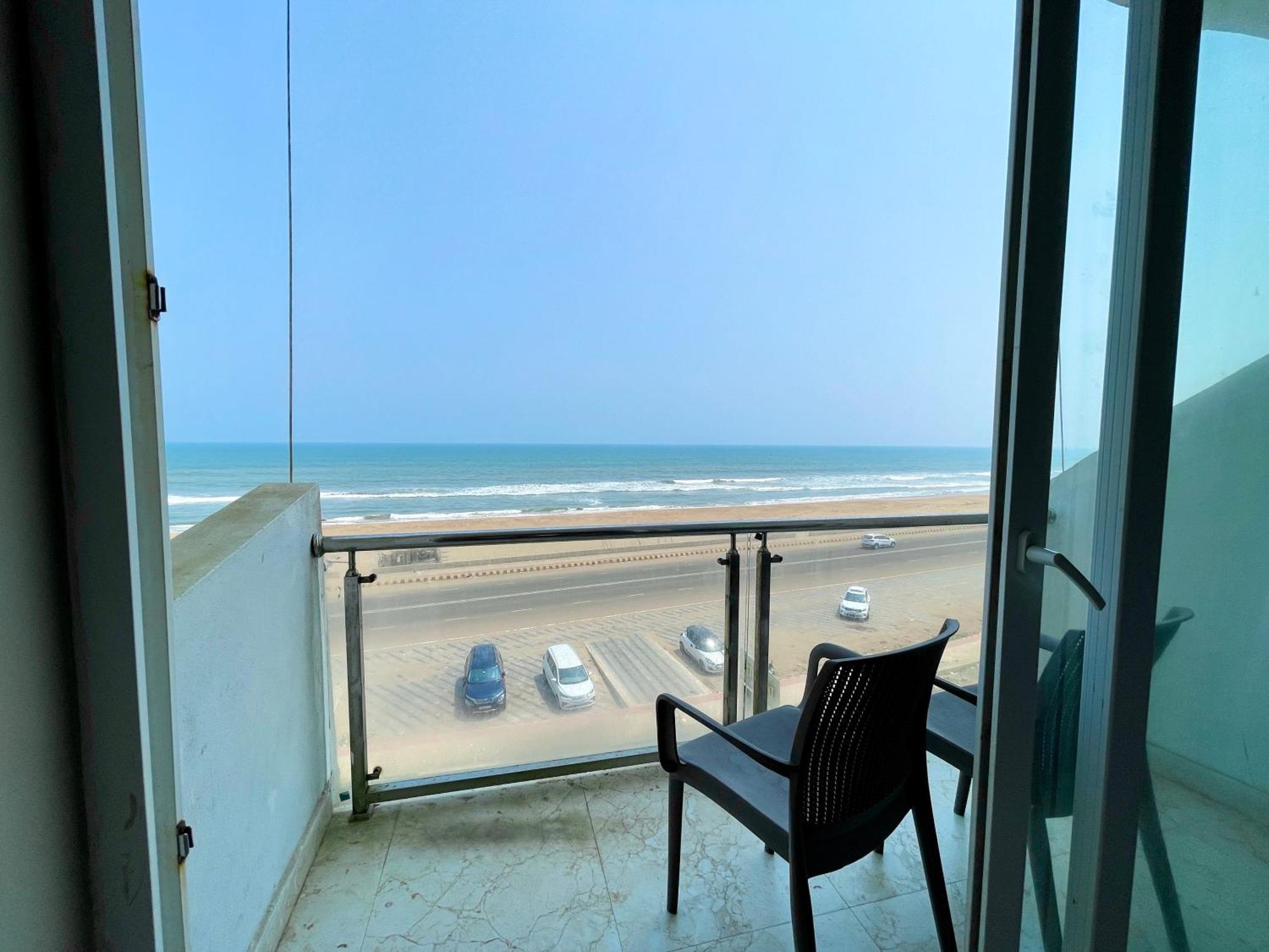 Hotel Tbs In بوري المظهر الخارجي الصورة