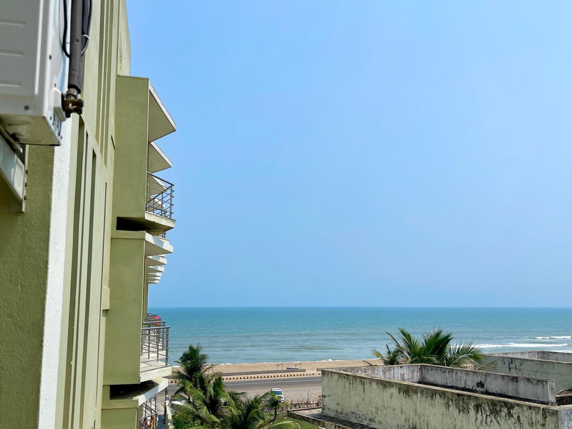 Hotel Tbs In بوري المظهر الخارجي الصورة